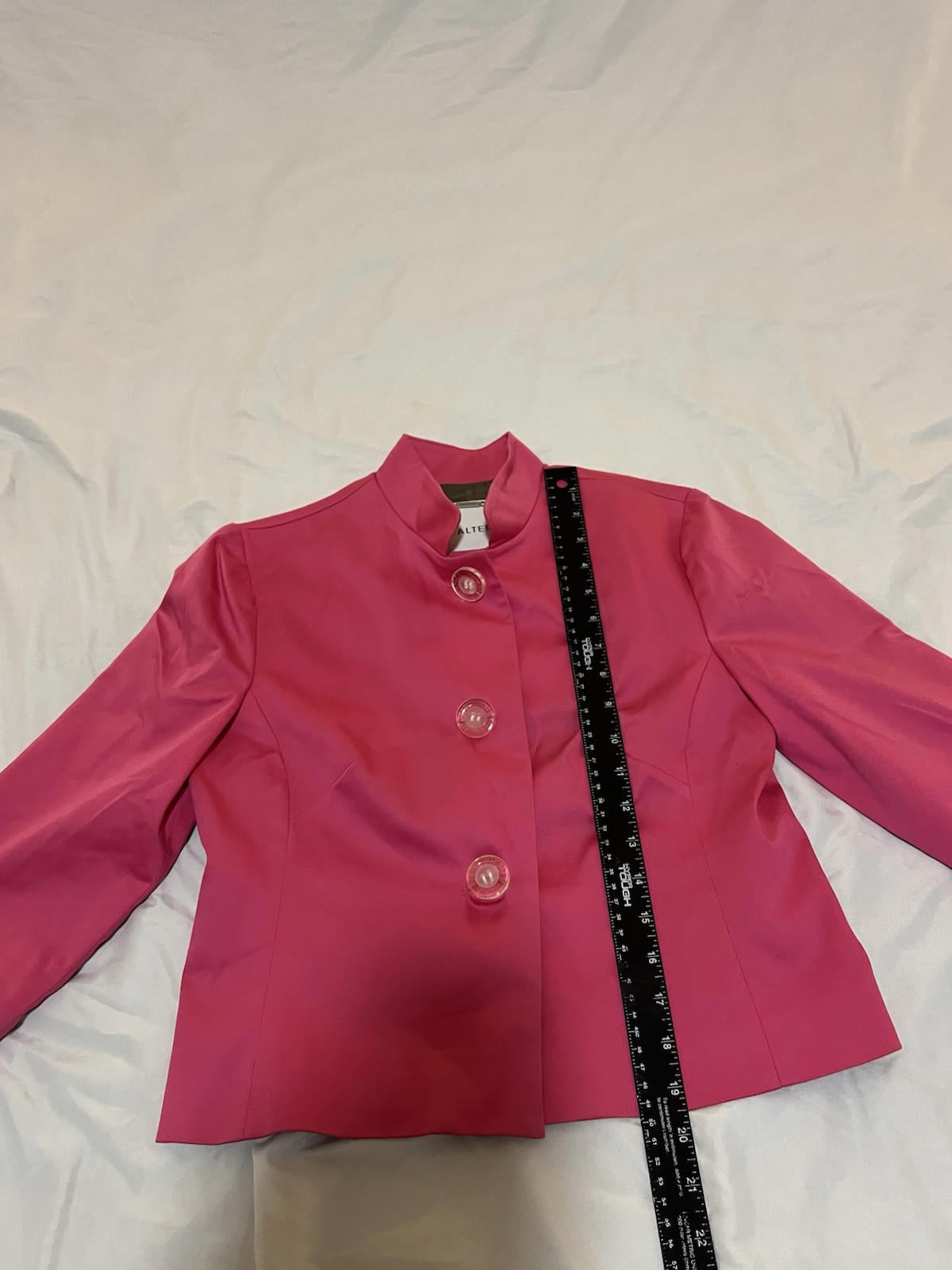 Walter Women’s Hot Pink Cropped Coat Size 6 Crop Sleeve 136
