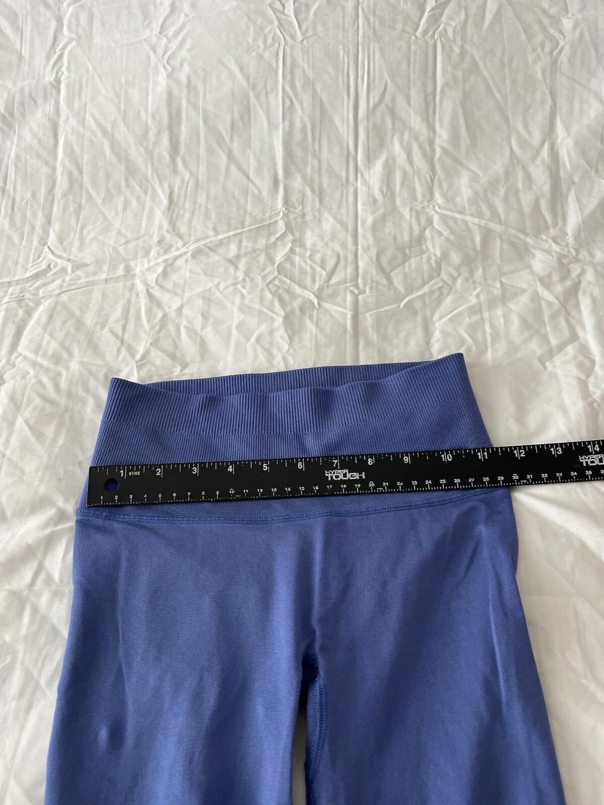 Victoria’s Secret sport Blue leggings Side Opening Size Xs 341