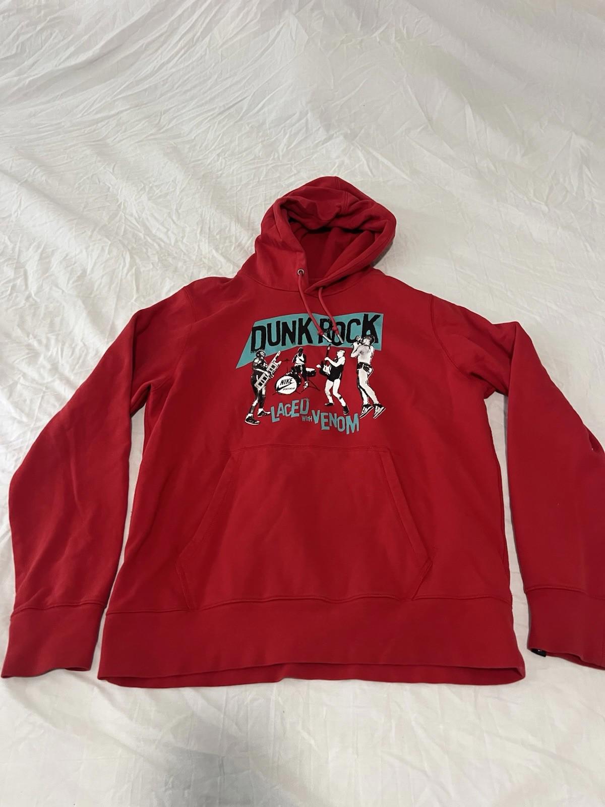 Nike Rare SB Dunk Rock hoodie Red Size Xl 143