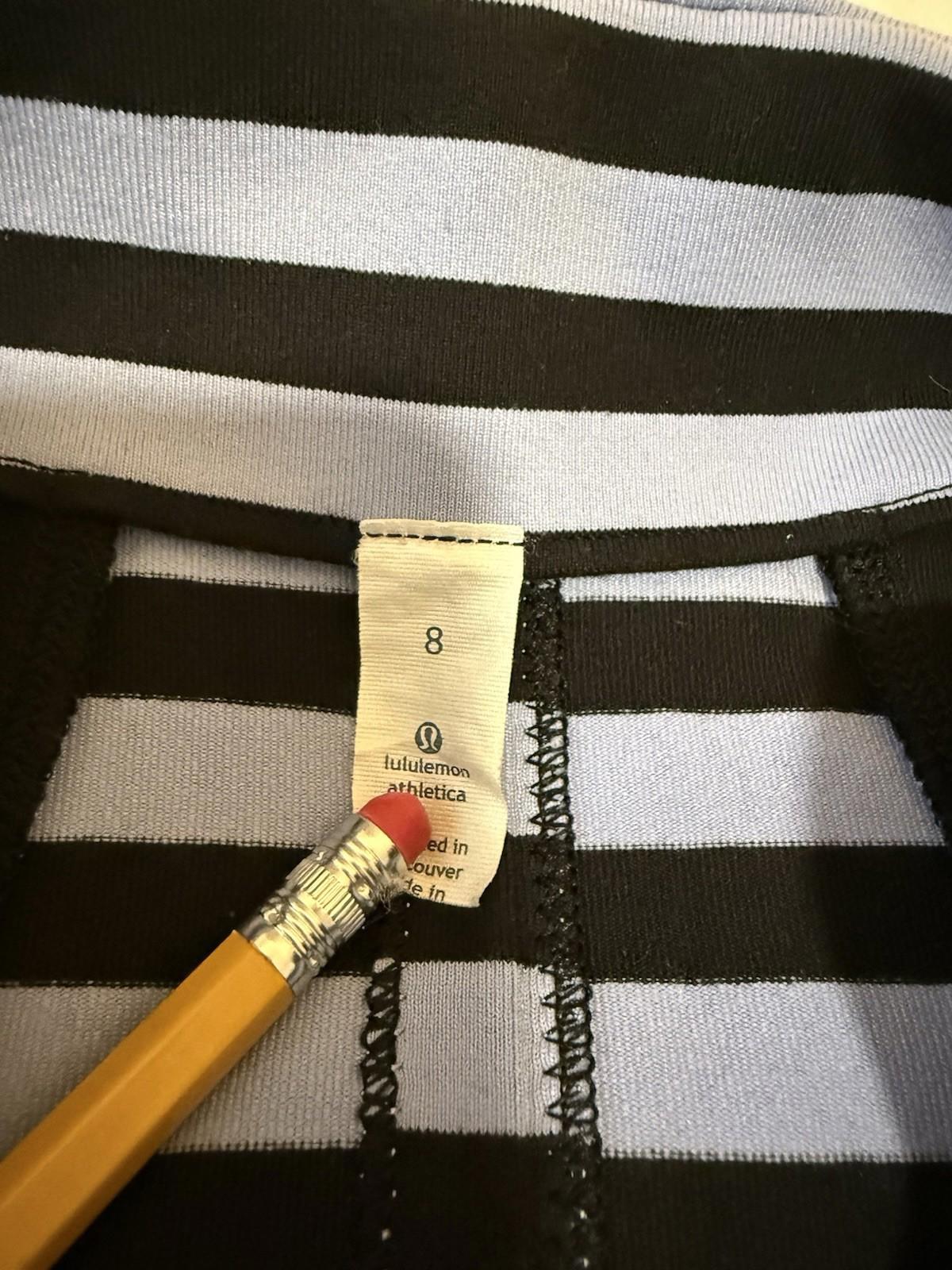 Lululemon Women's Black Purple Striped  Full Zip Jacket - Size 8  153