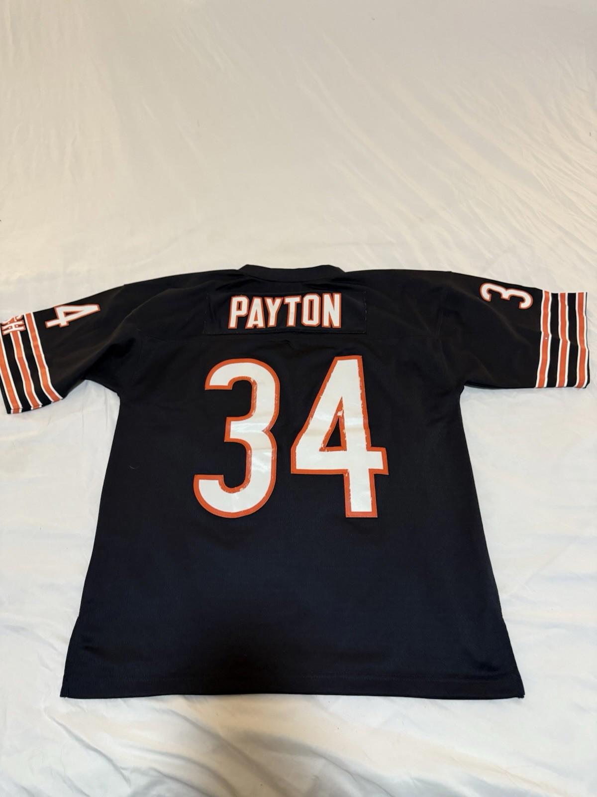 Vintage Chicago Bears  Jersey Walter Payton #34  Mitchell & Ness Size 44 148