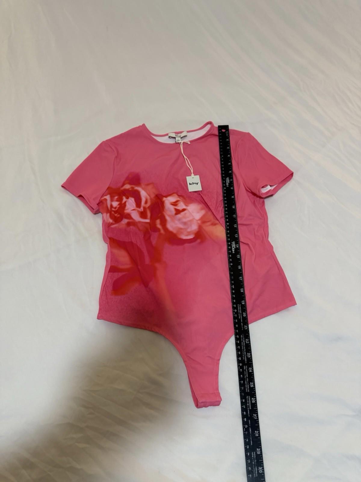 Khy Pink Floral Sexy Thong Bodysuit, NWT Size Large  Short Sleeved 148