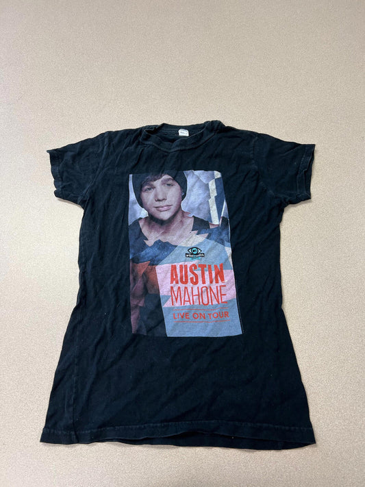 Austin Mahone Concert Y2K  T-Shirt Youth Girls Small 109