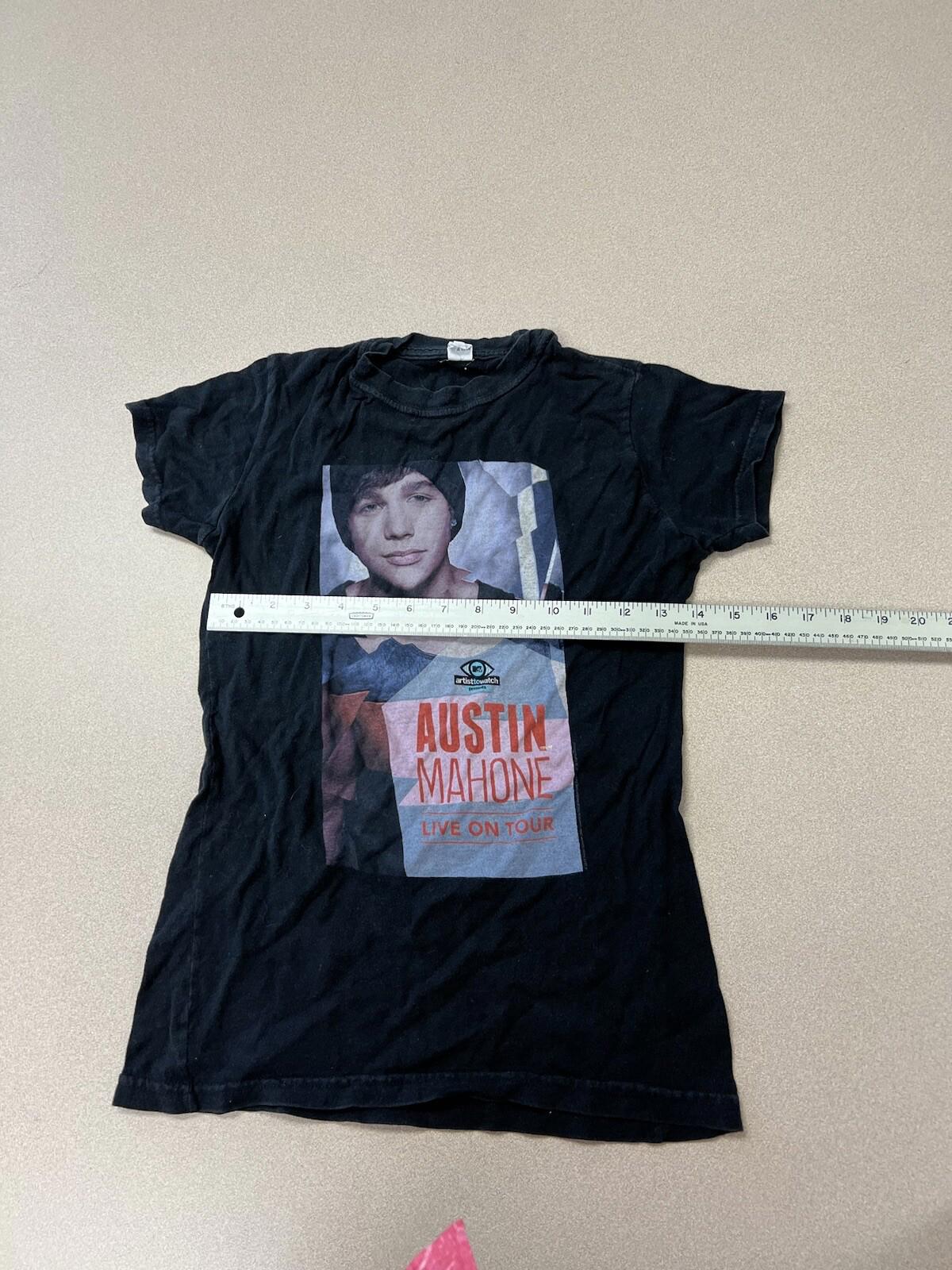 Austin Mahone Concert Y2K  T-Shirt Youth Girls Small 109