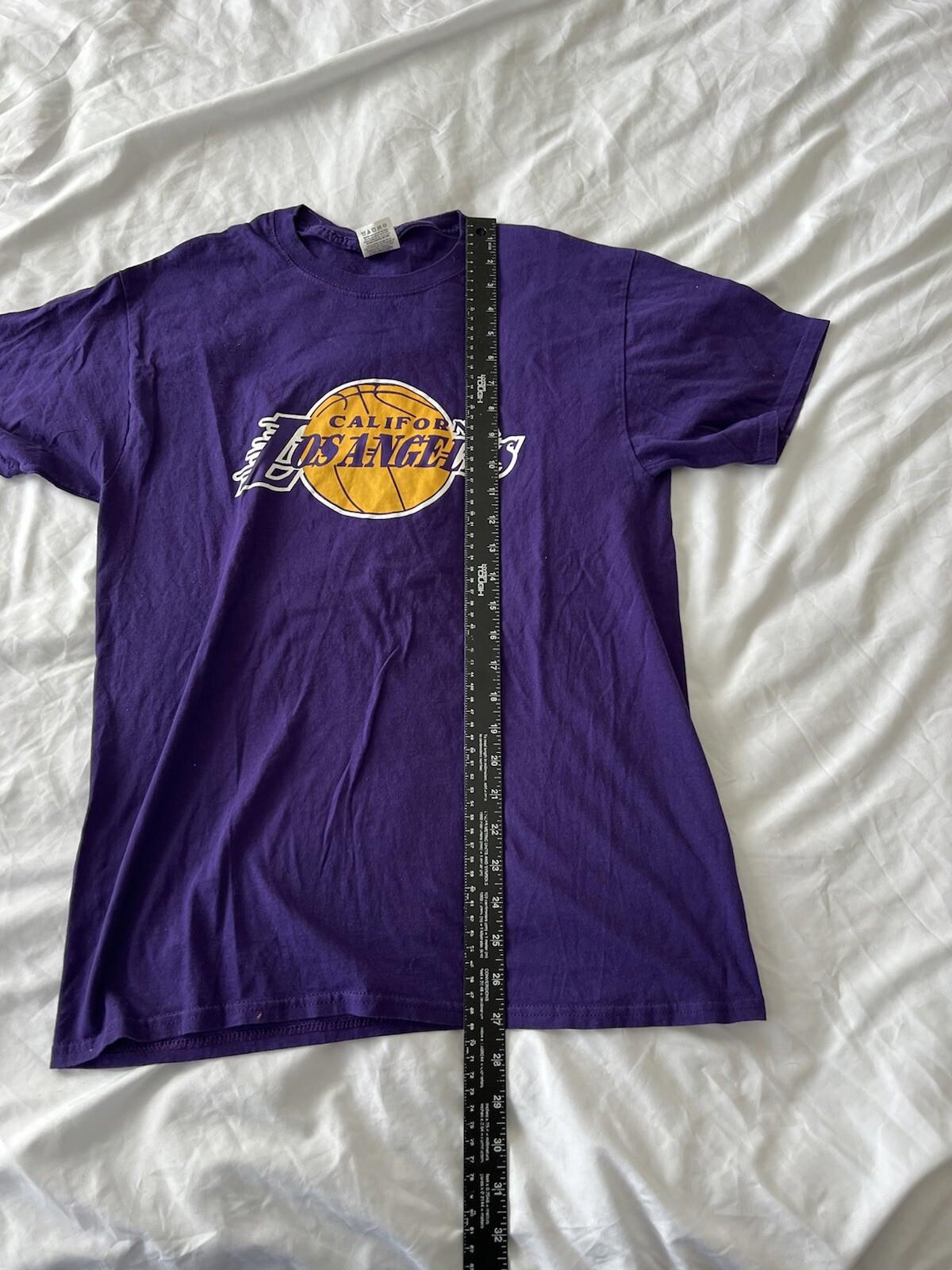 Vintage Los Angeles Lakers T-Shirt Mens Size Medium 221