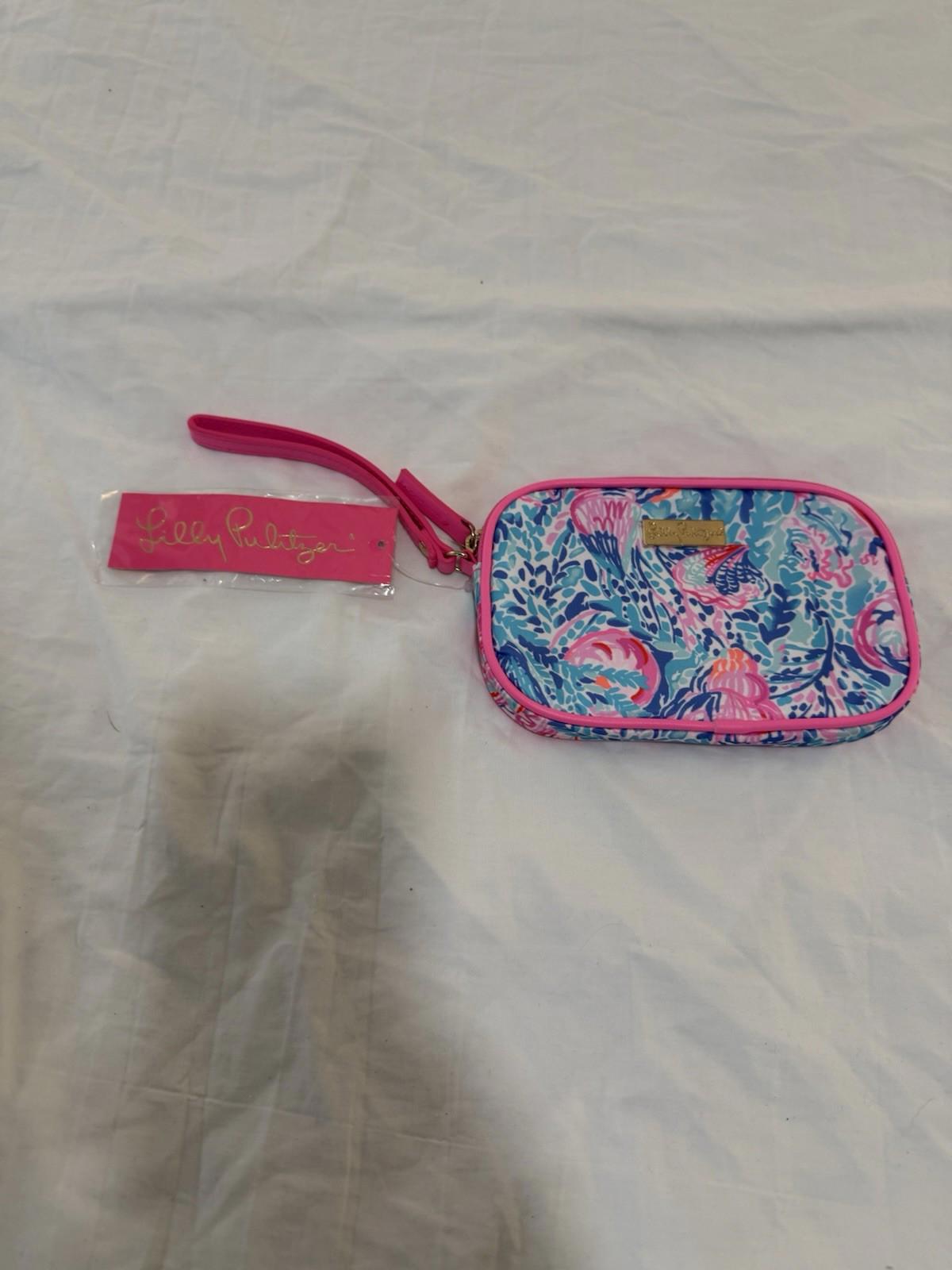 Lilly Pulitzer Wristlet  Lilly Loves Clutch Blue NWT 130