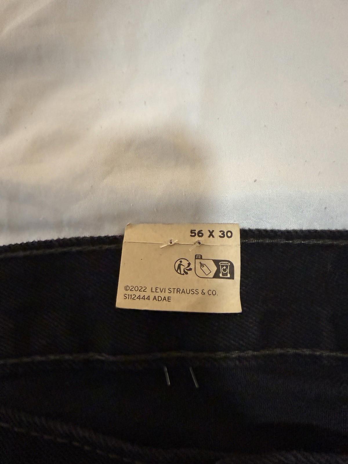 Levi's 560 Jeans Mens 56X30 Black Comfort Fit Straight Red Tab 5 NWT 155