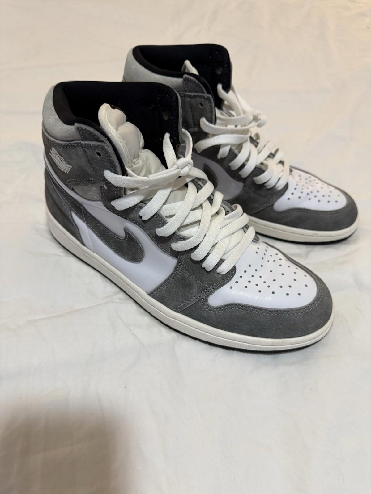 Nike Air Jordan 1 Retro High OG “Washed Black” Size 8.5.  153