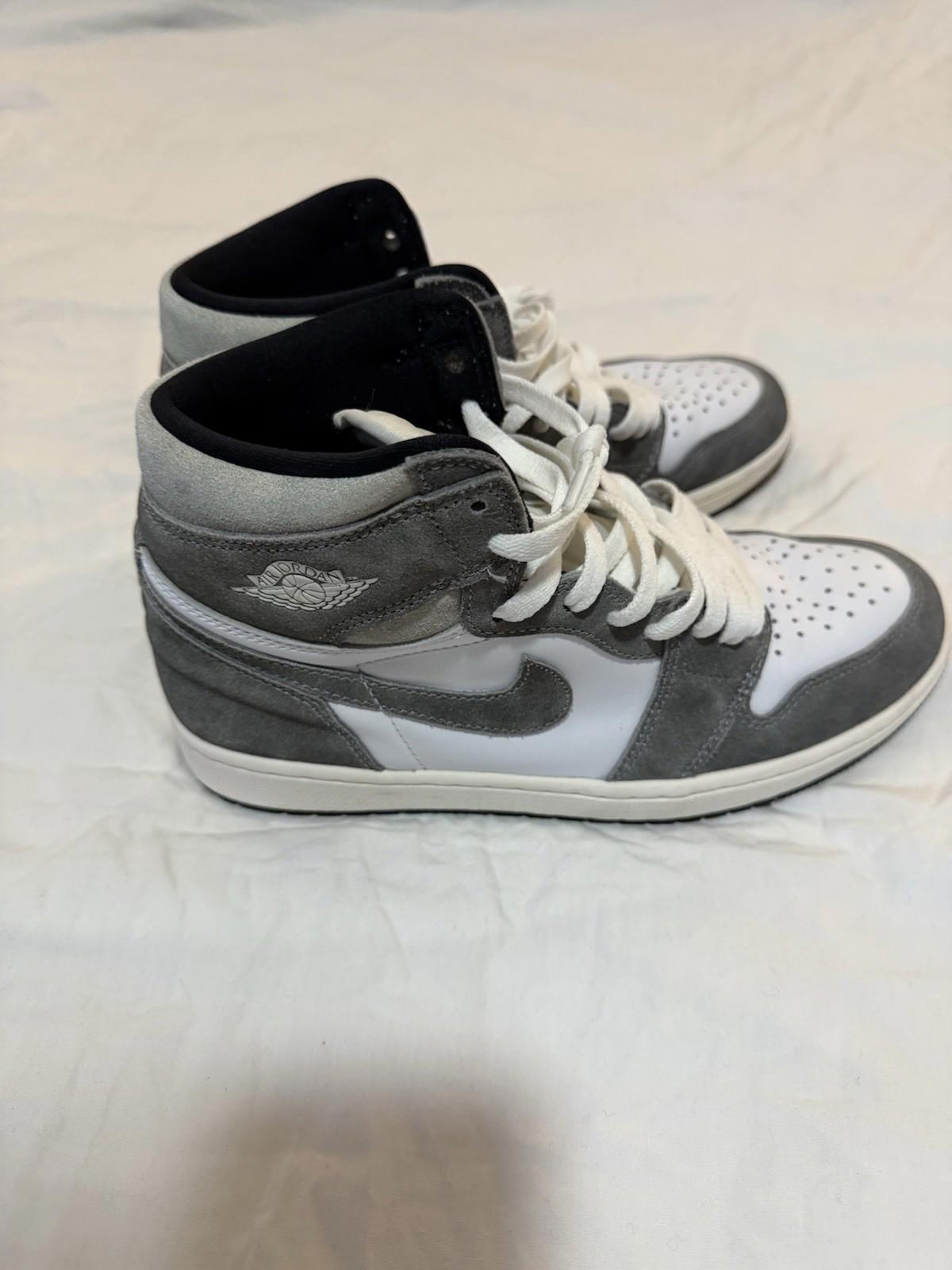 Nike Air Jordan 1 Retro High OG “Washed Black” Size 8.5.  153