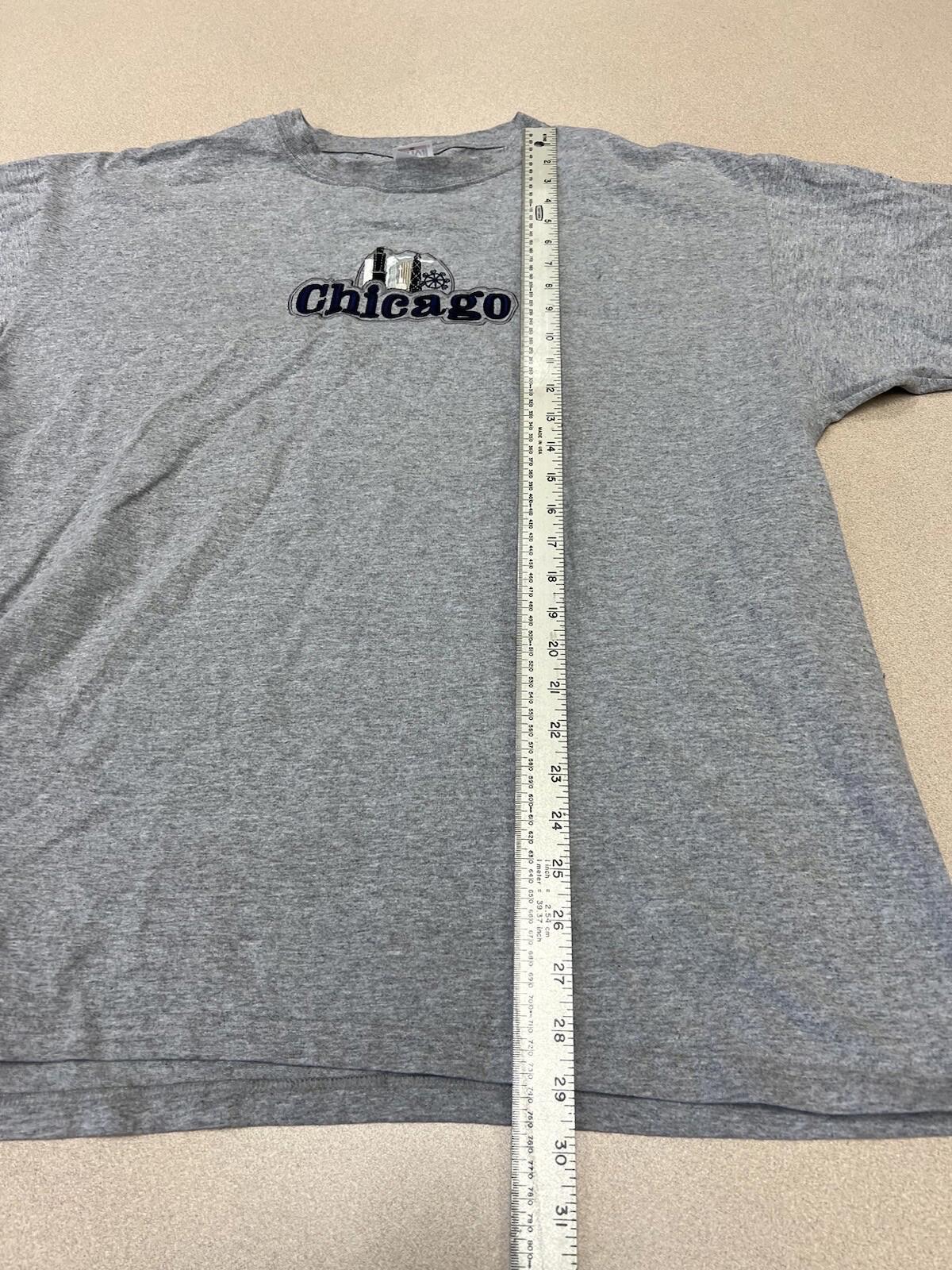 Vintage 90’s Chicago Embroidered Shirt Size 2xl Grey 325