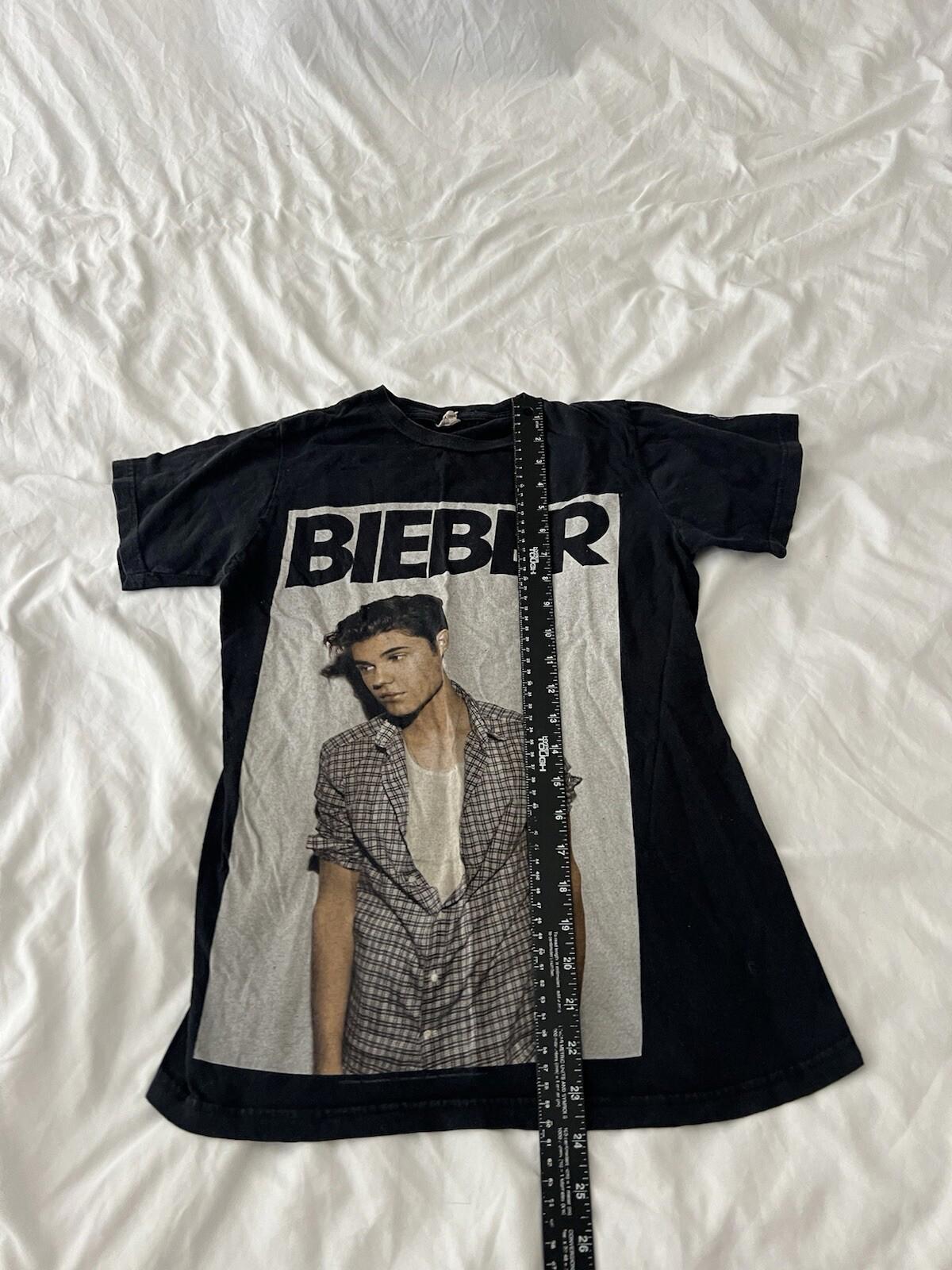 Vintage Justin Bieber Shirt  Black Concert Pop Music 2000s Y2K Small 376