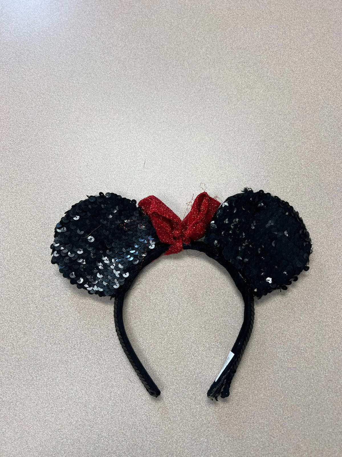 Red Minnie Mouse Ears Headband Disneyland Disneyworld classic red 281