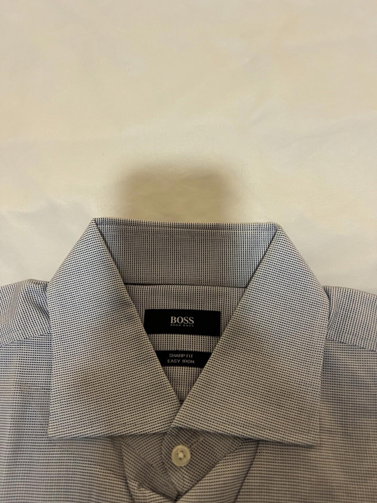 Hugo Boss Blue Check Long Sleeve Collared Button Down size Large 378