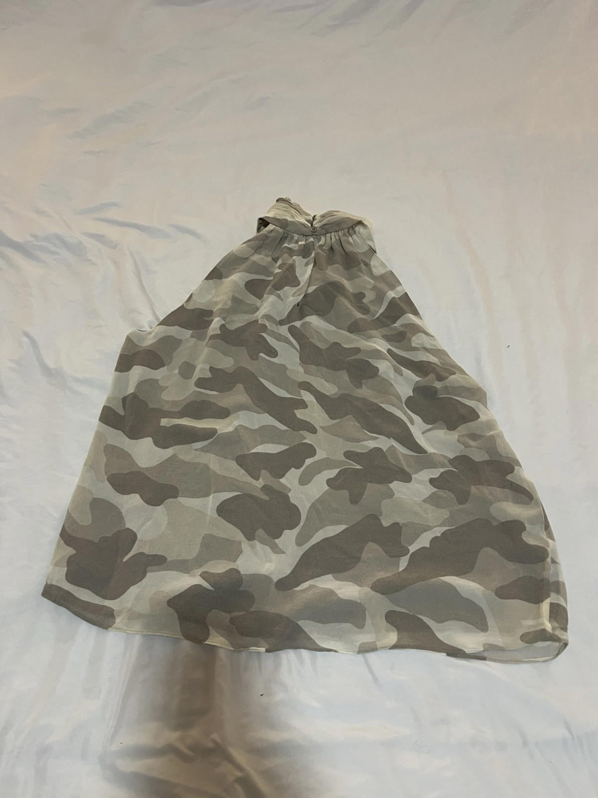 Jore Woman’s Cammo Sleeveless Top Size Medium