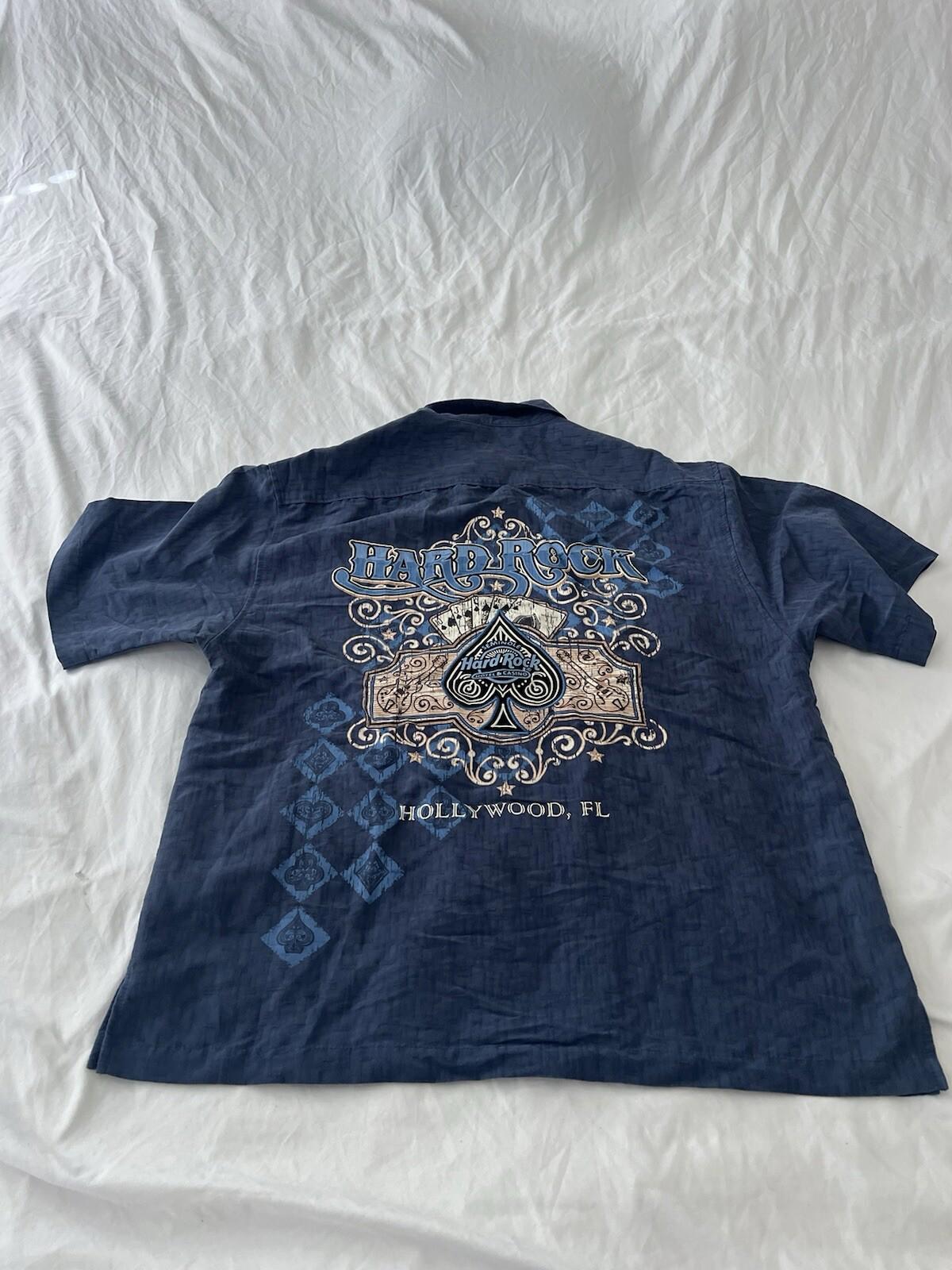 Hard Rock Cafe Men's Medium Hollywood  Embroidered Casino Cards Camp Shirt M 376