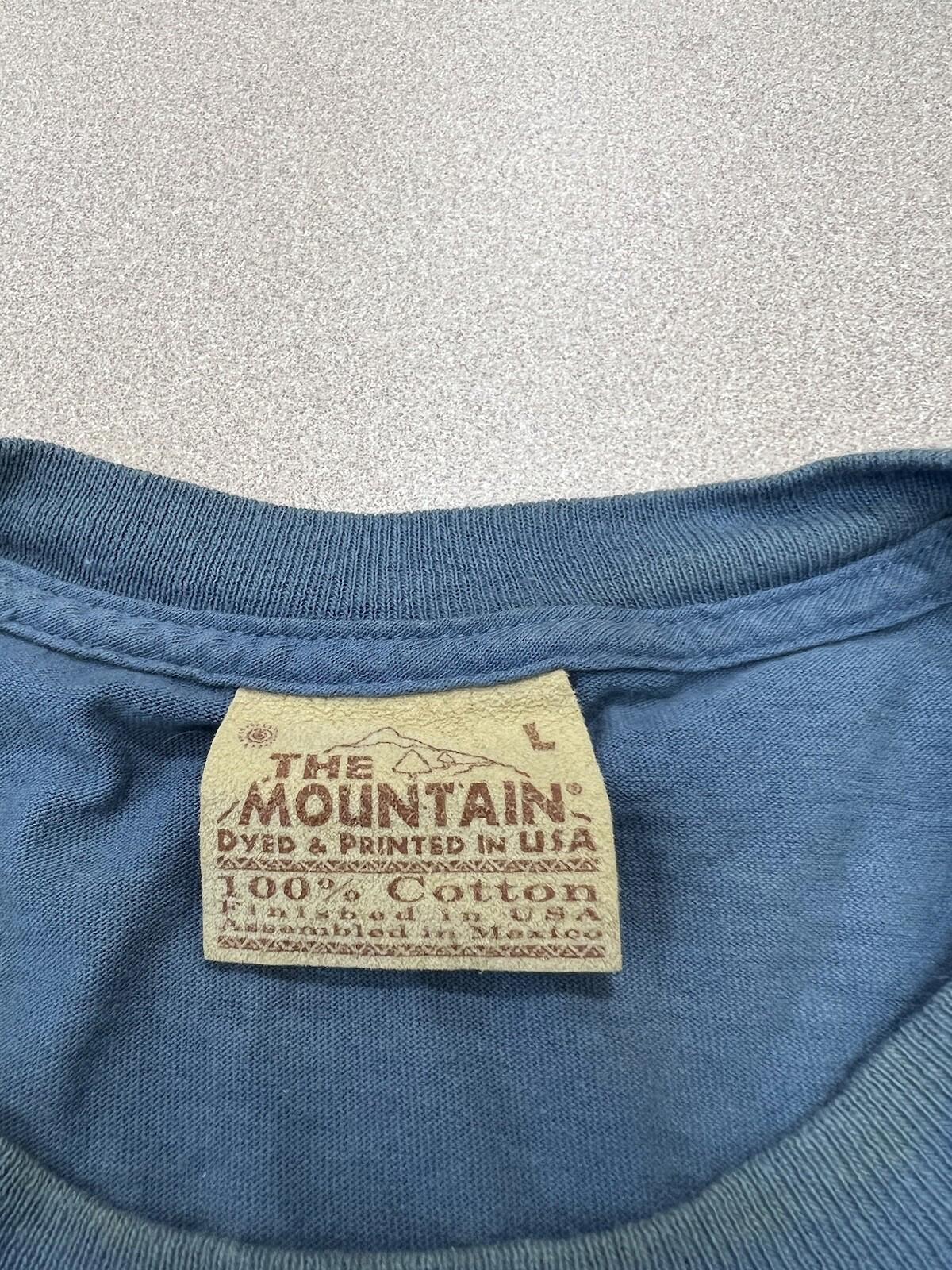 Vintage 90’s The Mountain Security Fighting shirt Men’s  Size Large Blue 319