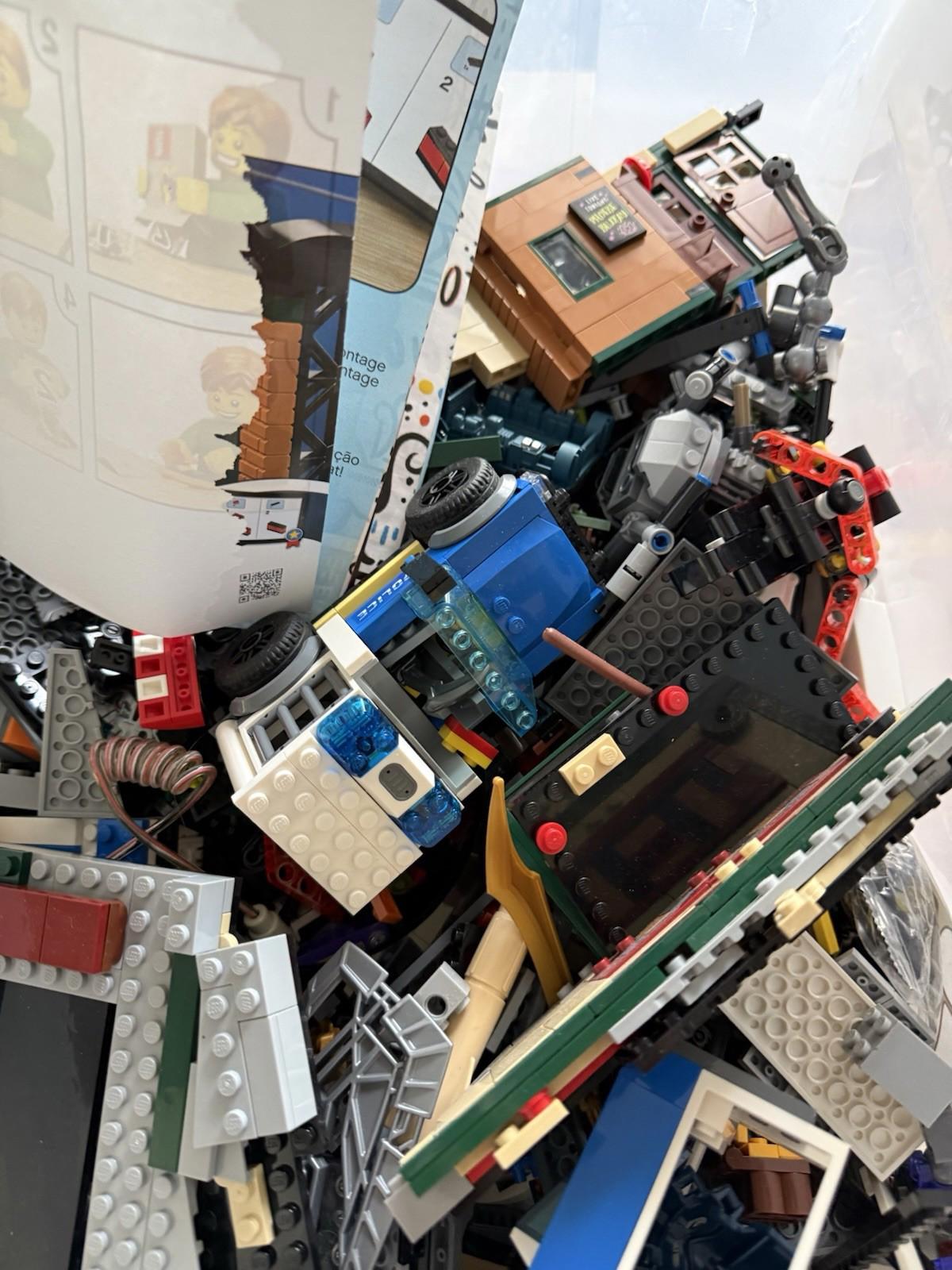 LEGO 20 LBs Pounds Random Pieces Building Plates Blocks Bricks Parts Bulk Lot