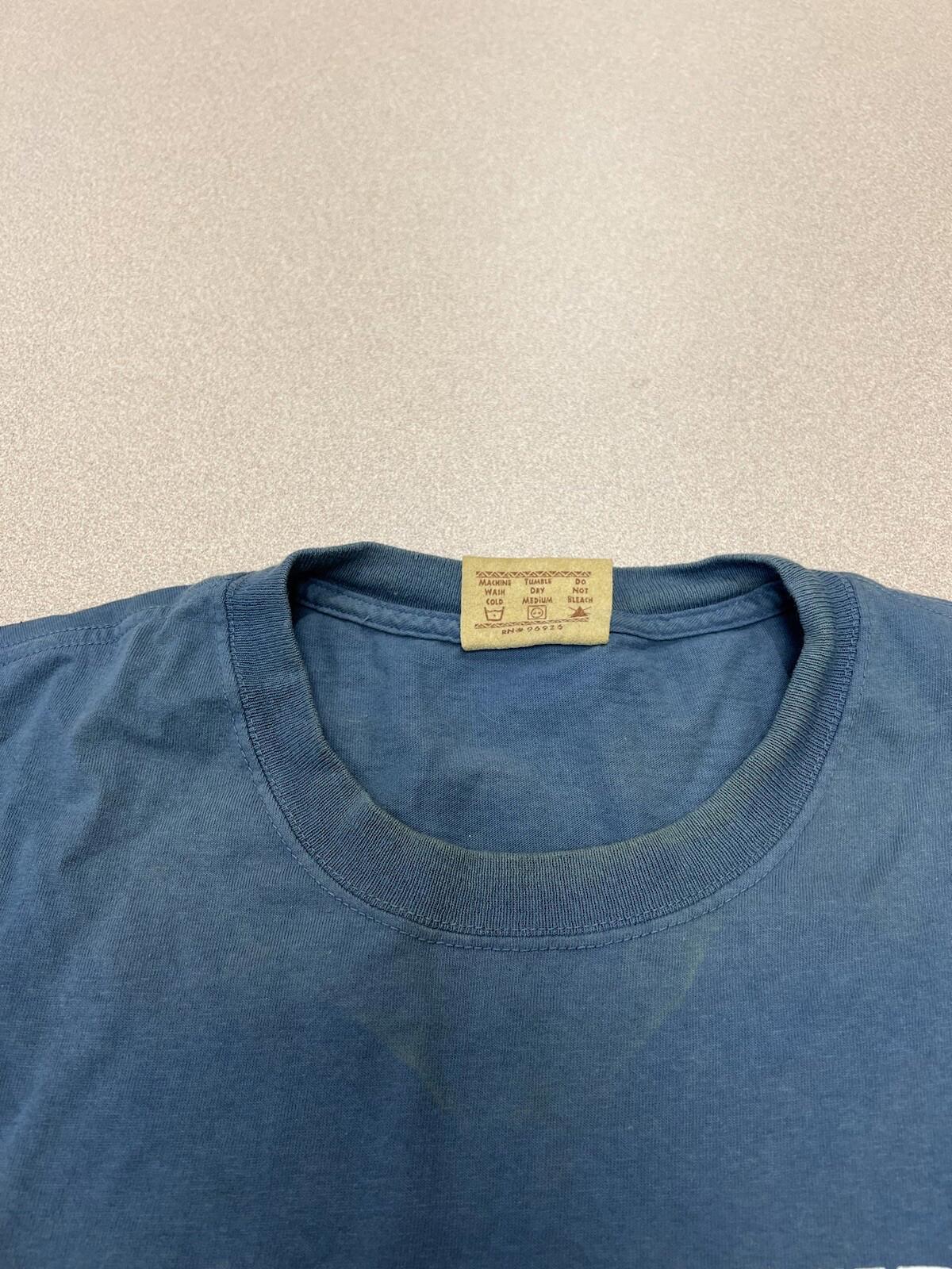 Vintage 90’s The Mountain Security Fighting shirt Men’s  Size Large Blue 319