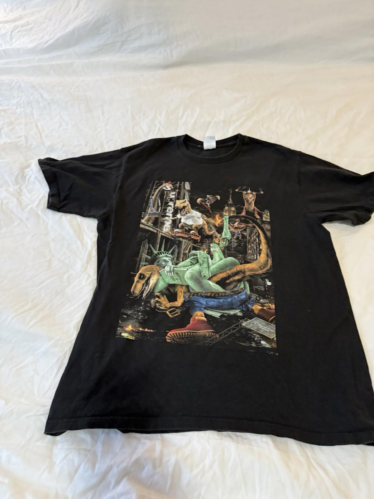 Supreme T-Rex Graphic T-Shirt Black Large Empire State NYC Streetwear 153