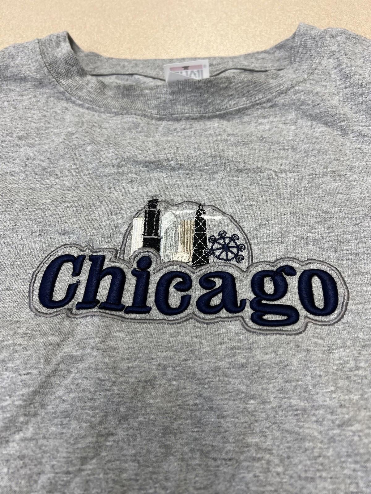 Vintage 90’s Chicago Embroidered Shirt Size 2xl Grey 325